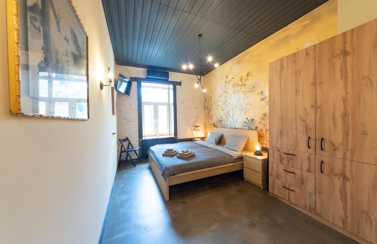 Apart Hotel On Zoloti Vorota Kiev Bagian luar foto